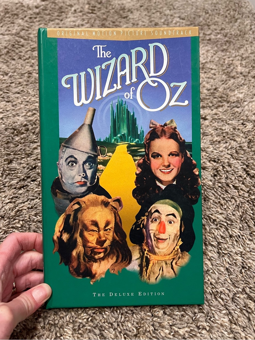 The Wizard of Oz, the Deluxe Edition original motion picture soundtrack and book